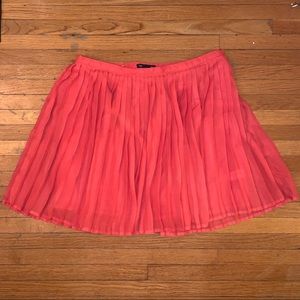 Gap skirt